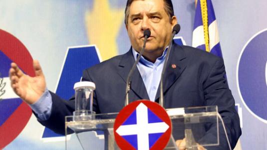 30 βουλευτές ο στόχος του Καρατζαφέρη