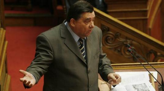 Καρατζαφέρης: Δεν "ανήκομεν εις την δύσιν", αλλά όπου μας συμφέρει!