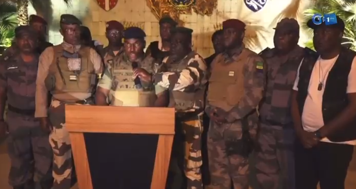 Γκαμπόν / Στρατιωτικό πραξικόπημα στη χώρα – Κλείνουν τα σύνορα