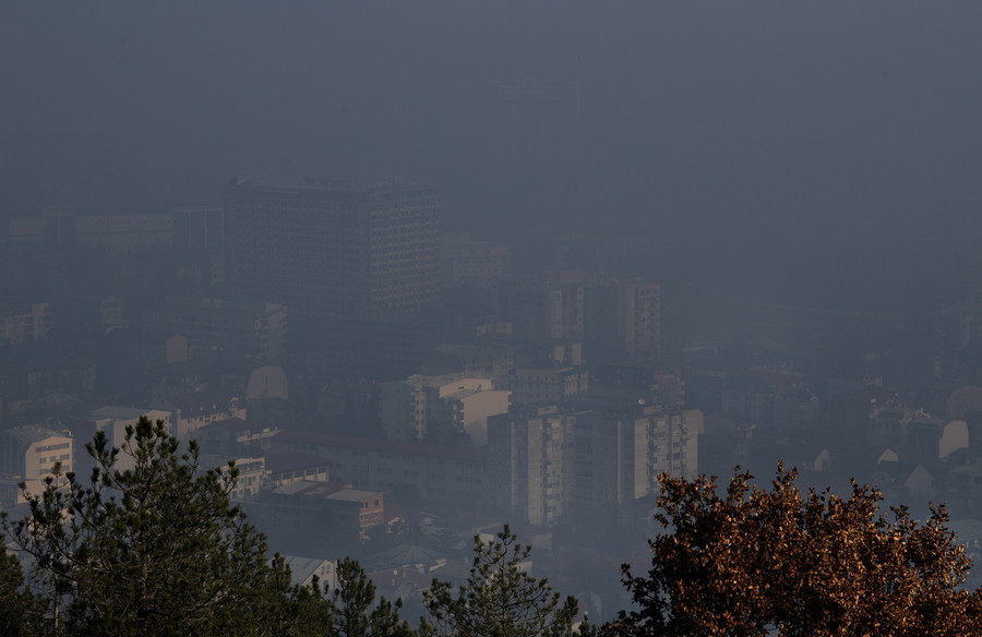 Σκόπια - Τοξική ομίχλη- EPA/GEORGI LICOVSKI