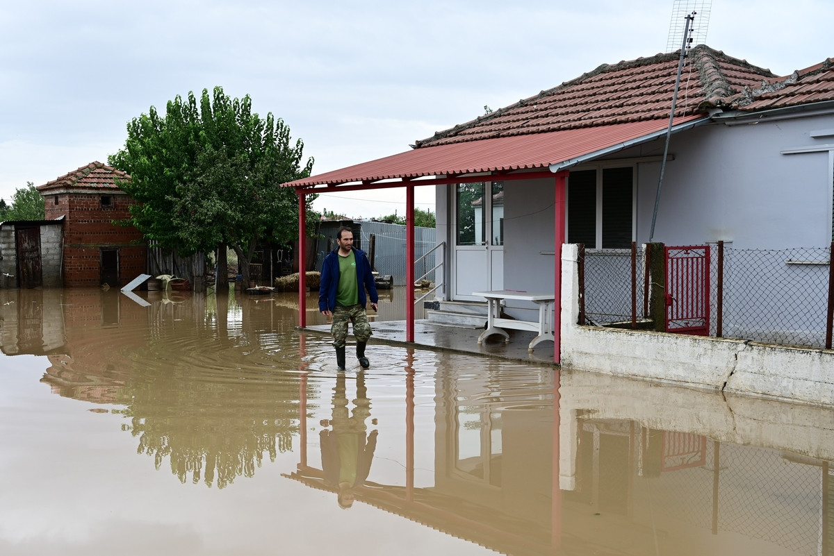 Πλημμύρες στο νομό Καρδίτσας.  (ΜΙΧΑΛΗΣ ΚΑΡΑΓΙΑΝΝΗΣ / EUROKINISSI)