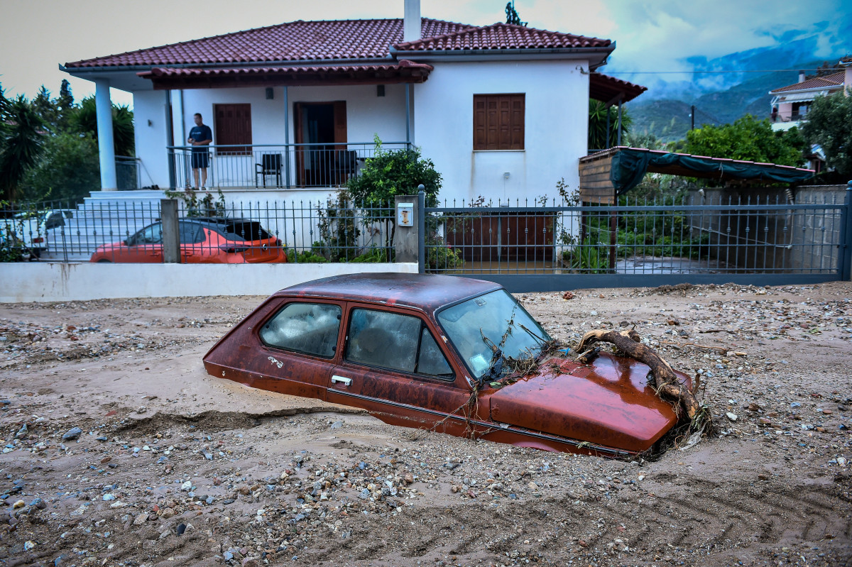 Πλημμύρες στον Βόλο. ΒΑΣΙΛΗΣ ΟΙΚΟΝΟΜΟΥ/ EUROKINISSI