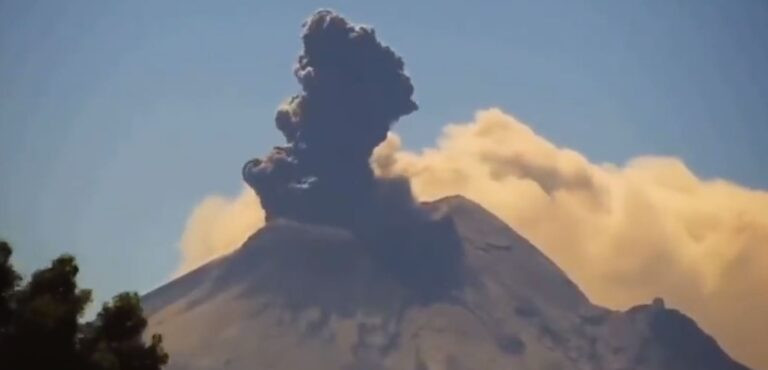 Μεξικό / Εκρήγνυται το ηφαίστειο Ποποκατεπέτλ – Συναγερμός από τις Αρχές, εκκενώνουν περιοχές