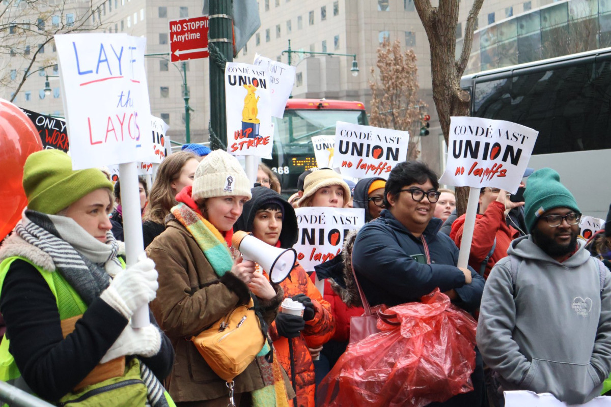 ΗΠΑ / Κύμα απολύσεων στα ΜΜΕ – Σε απεργία οι εργαζόμενοι στον όμιλο Condé Nast