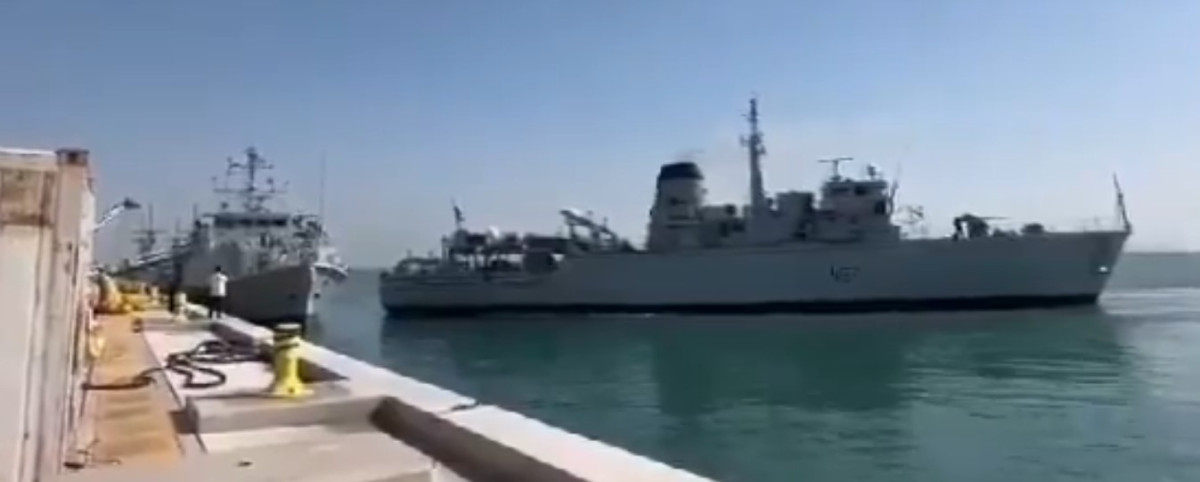 Μπαχρέιν / Δύο βρετανικά πολεμικά πλοία «κατάφεραν» να συγκρουστούν μεταξύ τους, σε απόλυτη νηνεμία