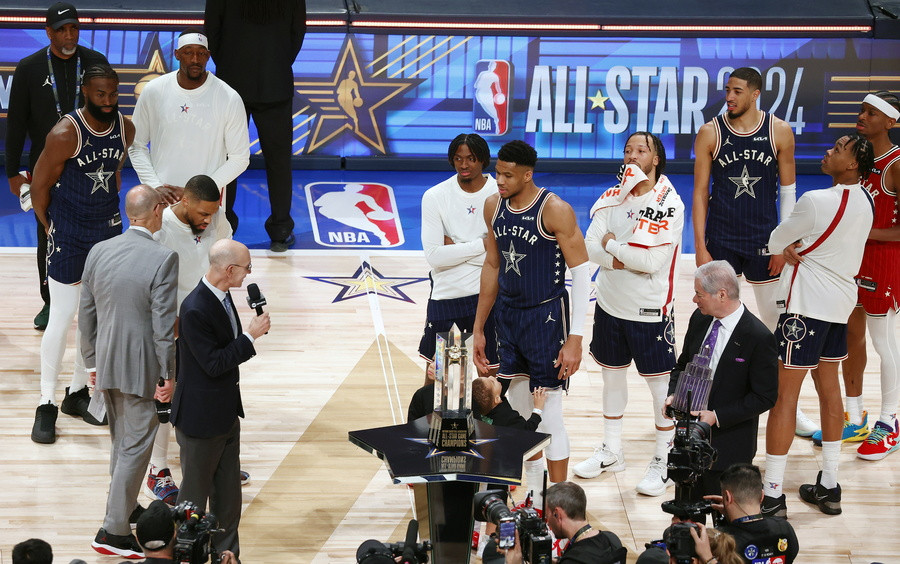 73ο NBA All Star Game  EPA/BRIAN SPURLOCK SHUTTERSTOCK OUT