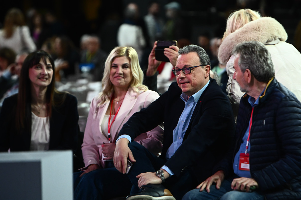famellos-den-eimai-sigoyros-gia-tin-eklogi-proedroy-to-an-tha-yparchei-o-syriza-i-ochi-exartatai-apo-ta-meli-toy-apo-ayto-to-synedrio-466588