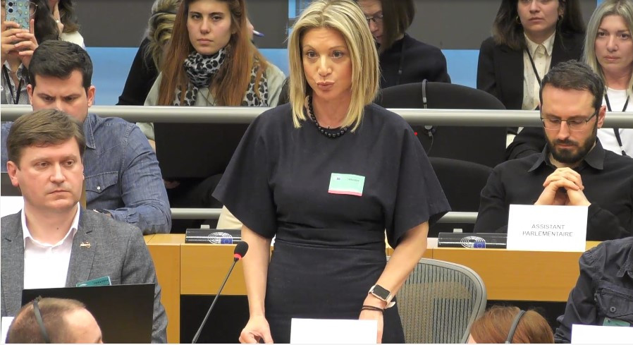 Μαρία Καρυστιανού στο Ευρωκοινοβούλιο / «Δεν αντέχουμε τη νομιμοποίηση της ατιμωρησίας – Κυβερνητική εντολή συγκάλυψης»