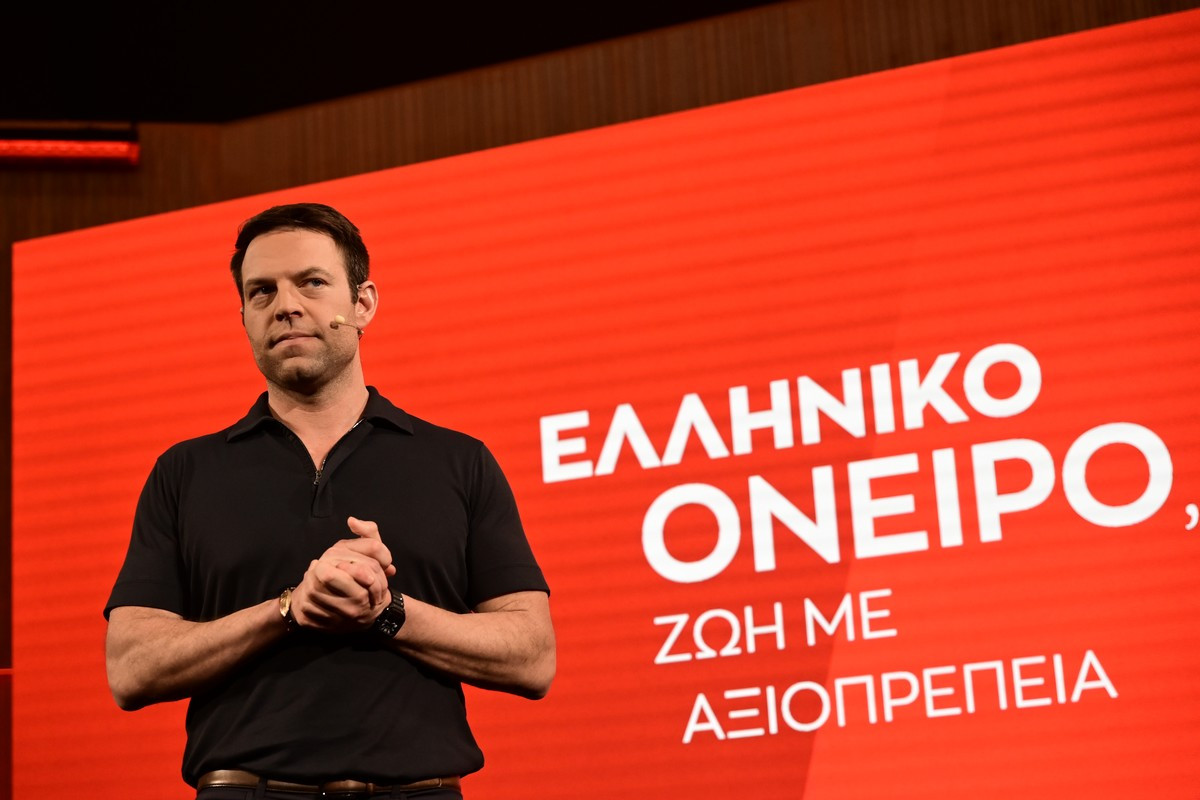 Ομιλία του προέδρου του ΣΥΡΙΖΑ - Προοδευτική Συμμαχία, Στέφανου Κασσελάκη, στην εκδήλωση "Ελληνικό όνειρο - Ζωή με αξιοπρέπεια", Τρίτη 12 Μαρτίου 2024. 
(ΜΙΧΑΛΗΣ ΚΑΡΑΓΙΑΝΝΗΣ/EUROKINISSI)