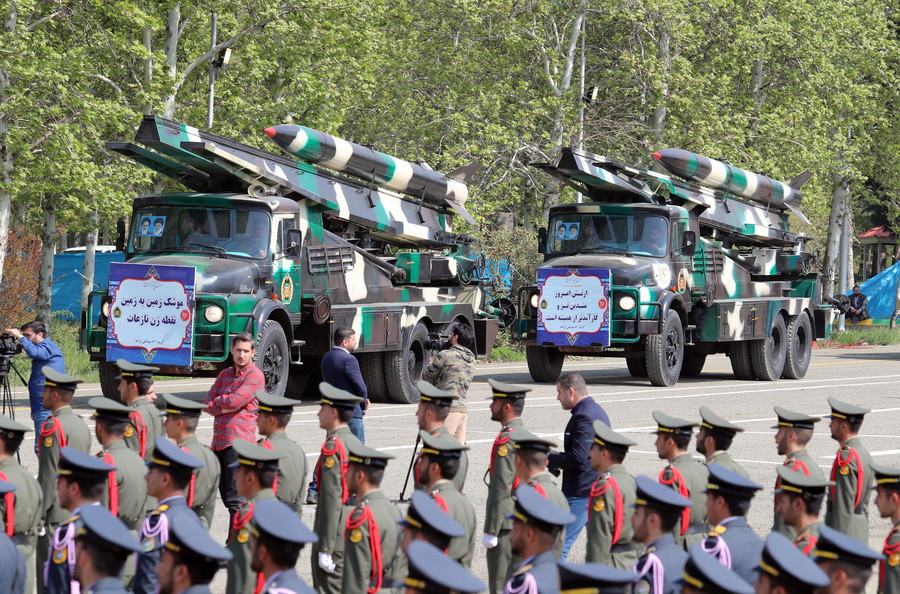 Στρατιωτική παρέλαση στην Τεχεράνη