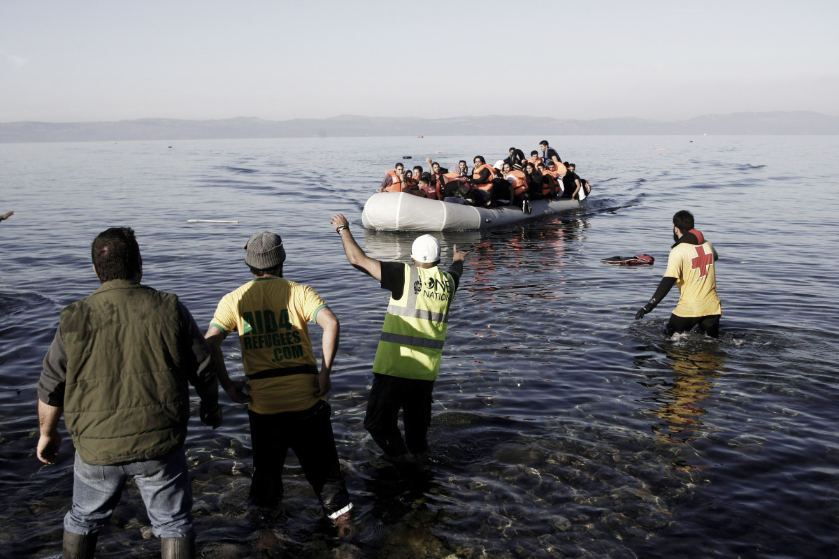 Μετανάστες φτάνουν στην Λέσβο
