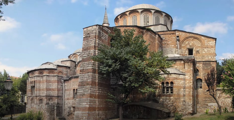 Ραγκίπ Ντουράν / Βυζαντινή εκκλησία του Αγίου Σωτήρος στη Χώρα: Ο  Ερντογάν επιμένει μάταια στον αποχριστιανισμό