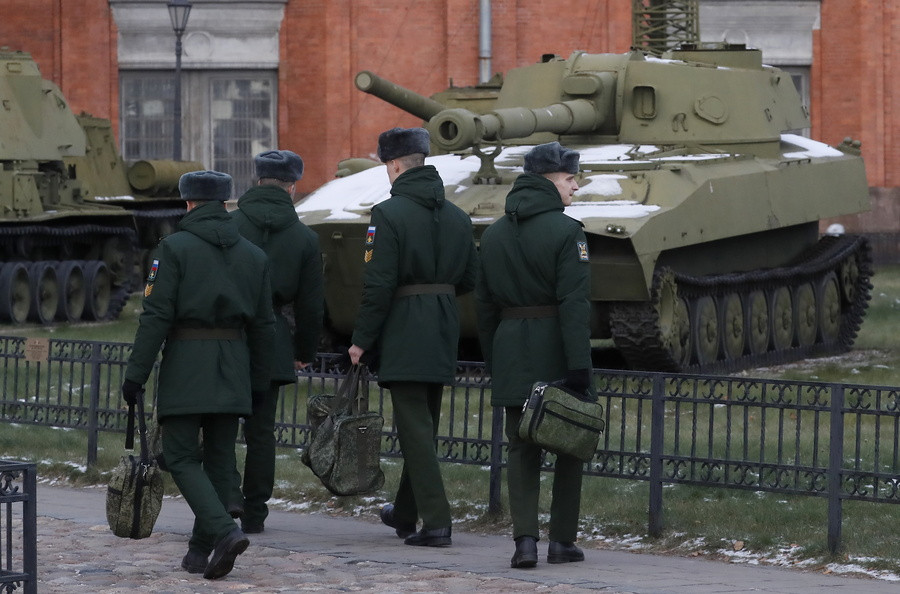 Στρατιωτική επίδειξη στην Αγία Πετρούπολη