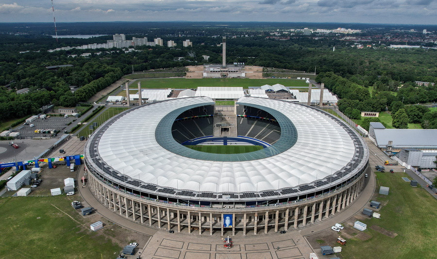 Berlin Olympiastadion EPA/HANNIBAL HANSCHKE