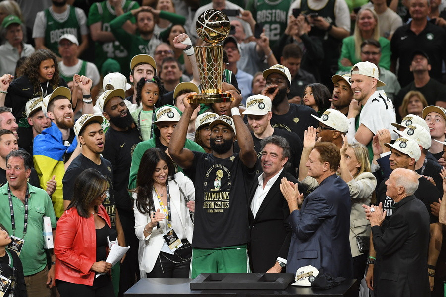 Boston Celtics - Dallas Mavericks EPA/AMANDA SABGA  SHUTTERSTOCK OUT 