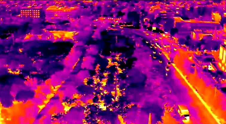 Βίντεο από drone / Ο καύσωνας της Αθήνας μέσω θερμικής κάμερας
