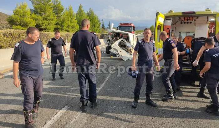 Αθηνών – Λαμίας / Τροχαίο με δύο τραυματίες και μεγάλες καθυστερήσεις