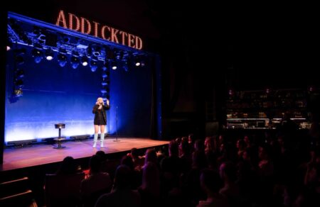 athens-english-comedy-club-i-elena-gabrielle-erchetai-sto-theatro-eliart-me-tin-parastasi-ok-504853