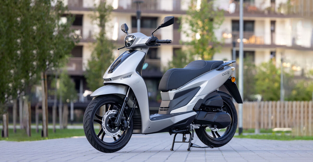 UM Wynwood 125 / όμορφο και λειτουργικό scooter