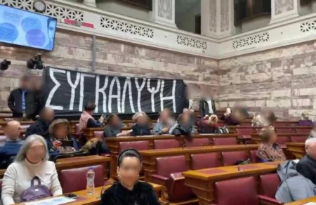 royvikonas-mpike-sti-voyli-kai-anirtise-pano-gia-ta-tempi-558265