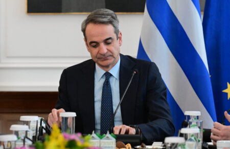 analysi-o-mitsotakis-diaminyei-oti-tha-poylisei-akriva-to-tomari-toy-593727