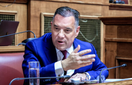 georgiadis-glenti-sta-social-media-me-to-gramma-aggloy-astheni-tin-epomeni-fora-vale-na-to-grapsei-kapoios-poy-echei-toylachiston-lower-599974