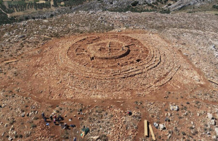 papoyra-sto-ste-prosfeygei-o-dimos-minoa-pediadas-gia-ta-rantar-630257