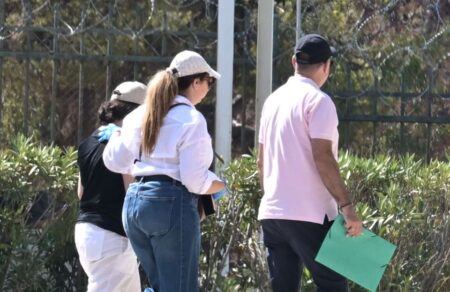 nekro-koritsi-sto-palaio-faliro-prothesmia-tin-tetarti-gia-na-apologithei-pire-i-mitera-642141