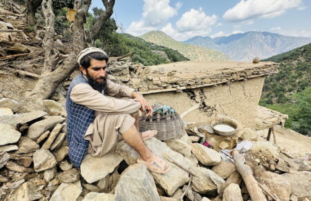 afganistan-ischyroi-metaseismoi-kai-pano-apo-2-000-nekroi-655529