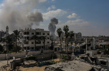 israil-i-gaza-kaigetai-den-yparchei-pia-meros-poy-na-einai-asfales-diaprattetai-genoktonia-leei-o-oie-659254