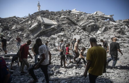 gaza-sfodroi-kai-synecheis-vomvardismoi-apo-to-israil-xekinise-i-epicheirisi-katalipsis-metadidoyn-diethni-mme-659113