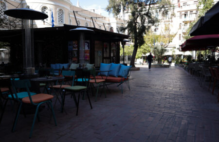 dimos-athinaion-loyketo-se-dekades-katastimata-gia-ypervasi-koinochristoy-choroy-654736