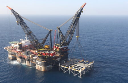 ydrogonathrakes-prosfora-apo-chevron-helleniq-energy-gia-ta-mplok-kritis-kai-peloponnisoy-657183