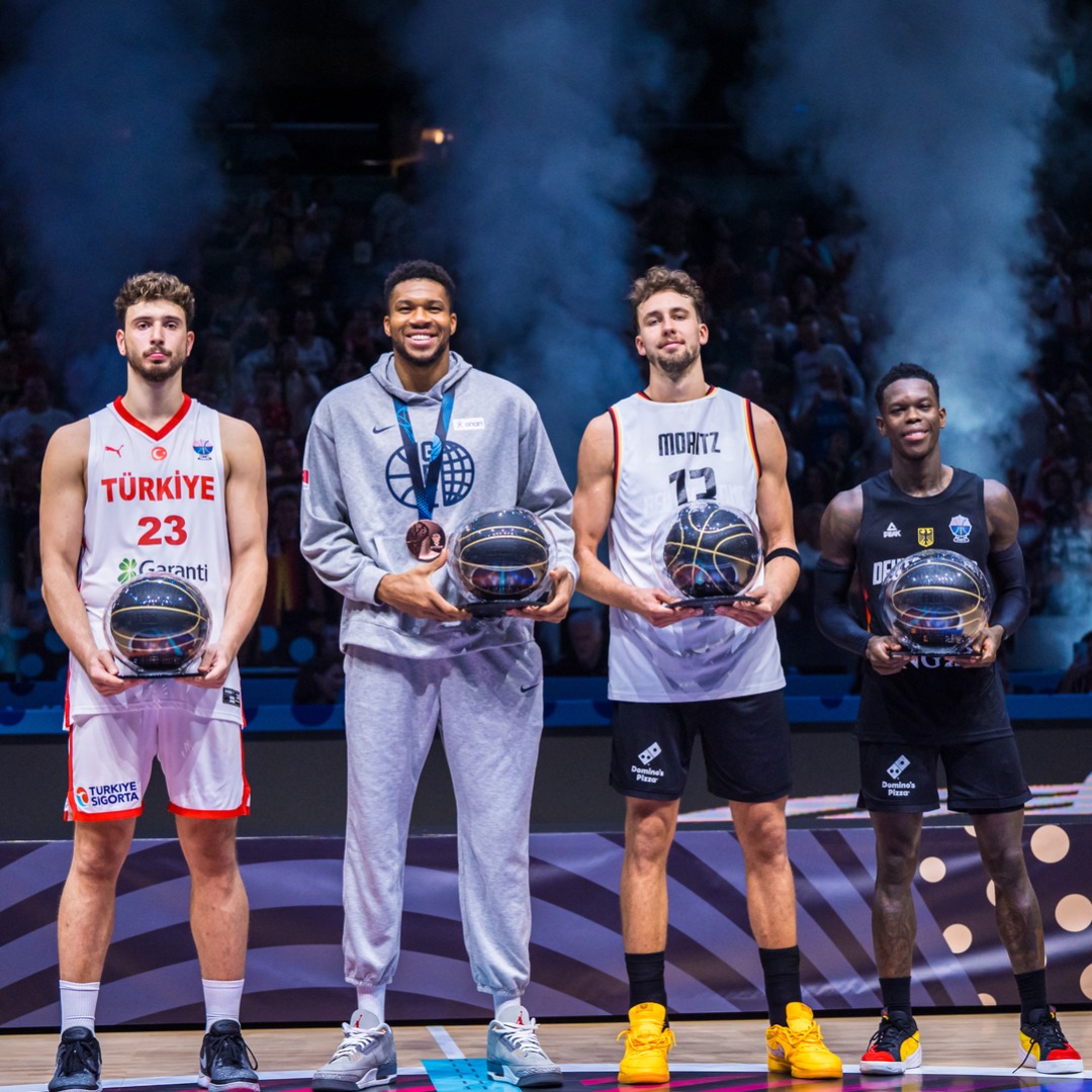 Eurobasket 2025 / Αντετοκούνμπο – Σενγκούν: Όταν οι κορυφές δεν χρειάζονται εξηγήσεις