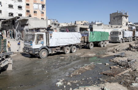 gaza-tin-pempti-anoigei-to-perasma-gia-tin-anthropistiki-voitheia-nees-apeiles-akrodexioy-ypoyrgoy-toy-israil-673053