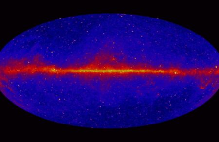 astrofysiki-epistimones-entopisan-tin-proti-apodeixi-yparxis-tis-skoteinis-ylis-674111