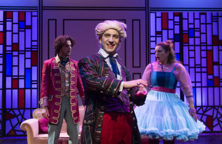 o-filargyros-sto-theatro-tzeni-karezi-mia-eyfantasti-kai-diaskedastiki-diaskeyi-gia-paidia-677311