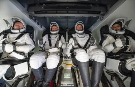 nasa-megalos-kindynos-thanatoy-astronayti-dramatiki-proeidopoiisi-meta-tis-perikopes-tramp-666741