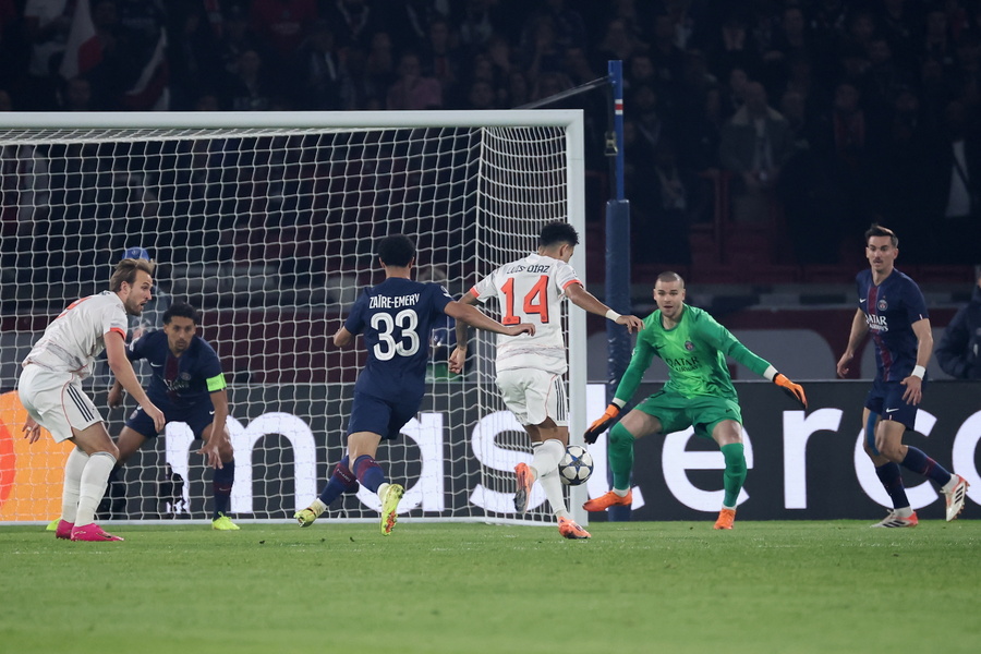 Champions League 2025-26 / ΠΑΡΙ ΣΕΝ ΖΕΡΜΕΝ - ΜΠΑΓΕΡΝ ΜΟΝΑΧΟΥ /  EPA/CHRISTOPHE PETIT TESSON