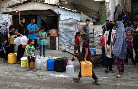 gaza-apognosi-apo-tin-leipsydria-to-israil-apothetei-mpaza-ston-thylaka-683352