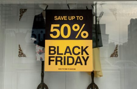 black-friday-ti-na-prosexoyn-oi-katanalotes-692757