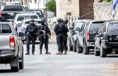 vorizia-paradothikan-oi-treis-katazitoymenoi-gia-to-makeleio-682338