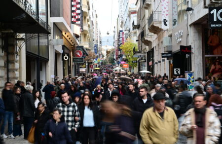 ioanna-lioyta-poioi-kerdizoyn-apo-tin-katarreysi-ton-mikron-epicheiriseon-686764