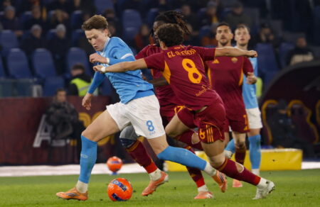 serie-a-milan-kai-napoli-stin-koryfi-i-taytotita-tis-13is-agonistikis-694706