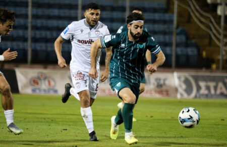 super-league-o-levadeiakos-epanilthe-drimyteros-3-0-ti-larisa-me-exairetiki-emfanisi-699739