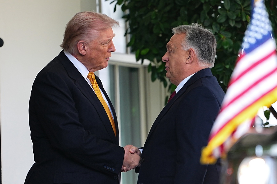 Από συνάντηση Τραμπ - Όρμπαν. EPA/AARON SCHWARTZ 