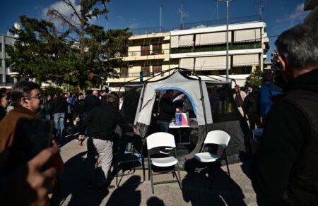 apergia-taxi-me-antiskina-exo-apo-to-ypoyrgeio-metaforon-694567