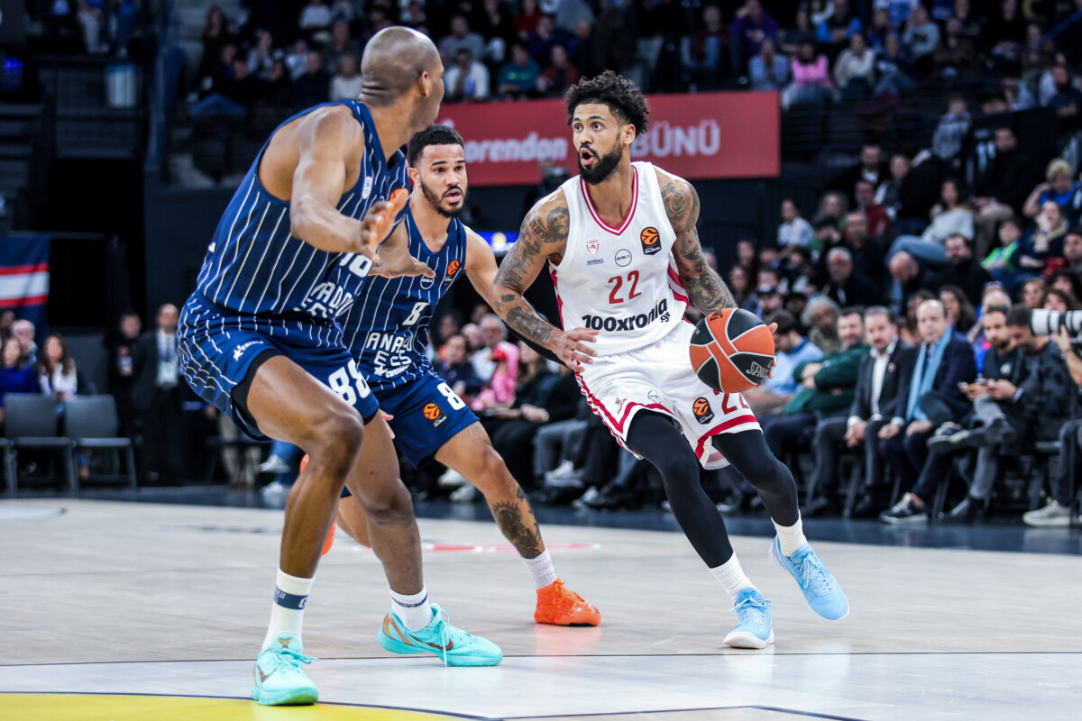 EUROLEAGUE 2025-2026 / ΑΝΑΝΤΟΛΟΥ ΕΦΕΣ - ΟΛΥΜΠΙΑΚΟΣ (EUROKINISSI)