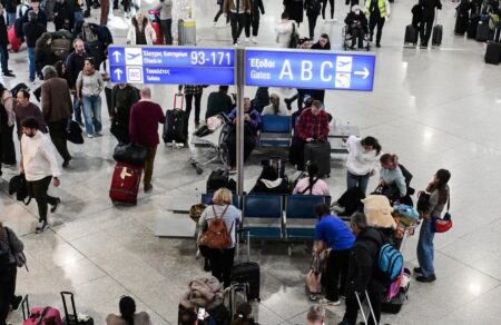 mplak-aoyt-sto-fir-athinon-paraitithike-o-dioikitis-tis-ypa-meta-to-porisma-709427