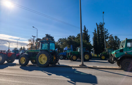 agrotes-minyma-gia-klimakosi-prin-apo-tin-panelladiki-syskepsi-apo-savvato-kleinoyn-tin-perimetriki-patron-707090